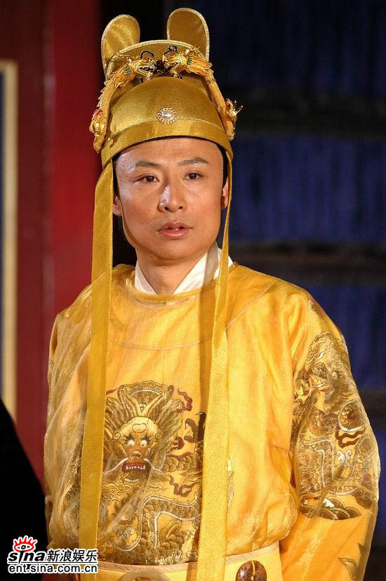  p>《皇上二大爷》是由北京蓝海红林影视文化传播公司出品,刘仕裕执导