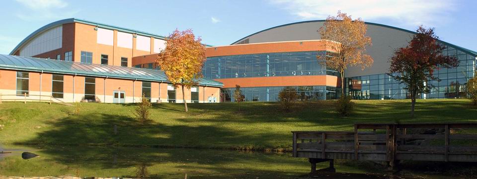  p>西弗吉尼亚大学(west virginia university,简称wvu)是一所四年制 