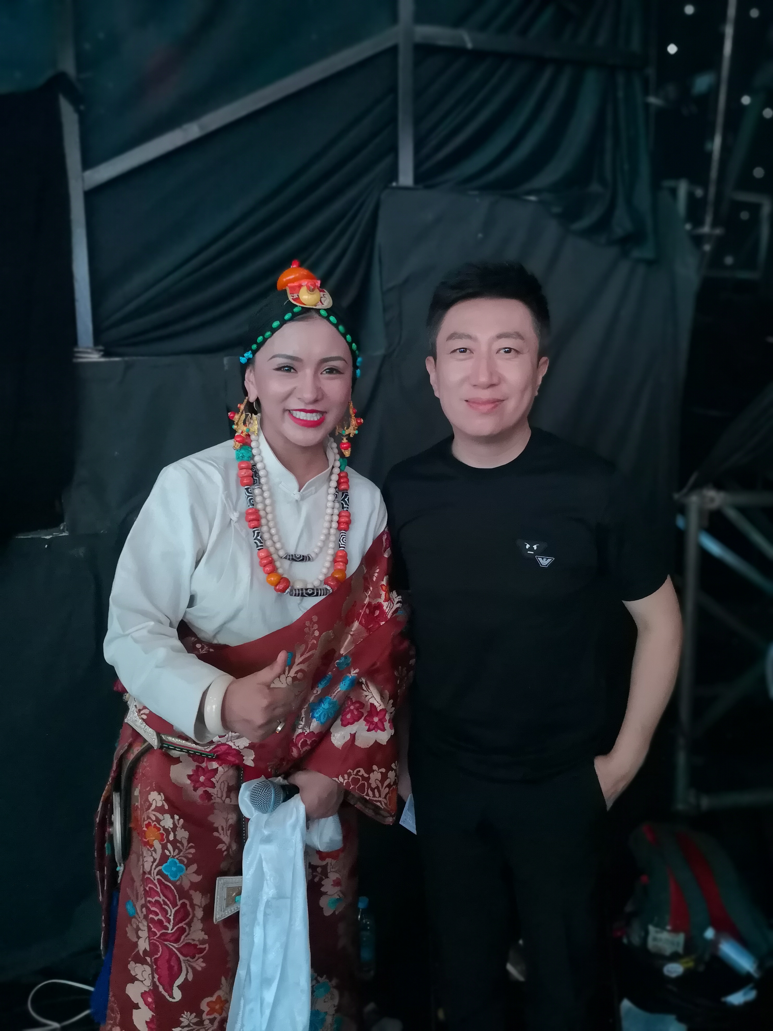 data-lemmaid="19428913">青海省 /a>玉树州,中国内地女歌手,退伍军人