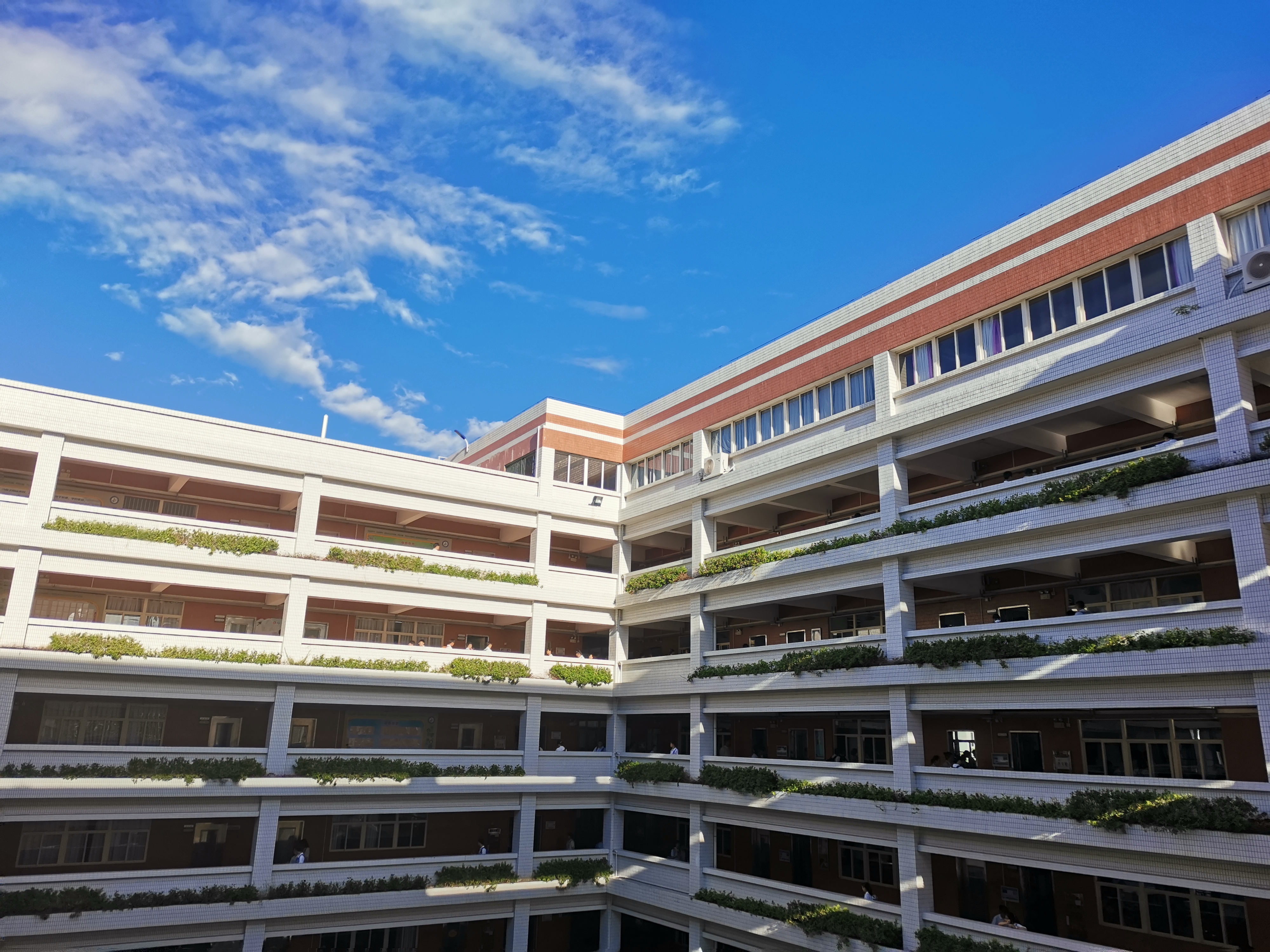 汕头市东厦中学