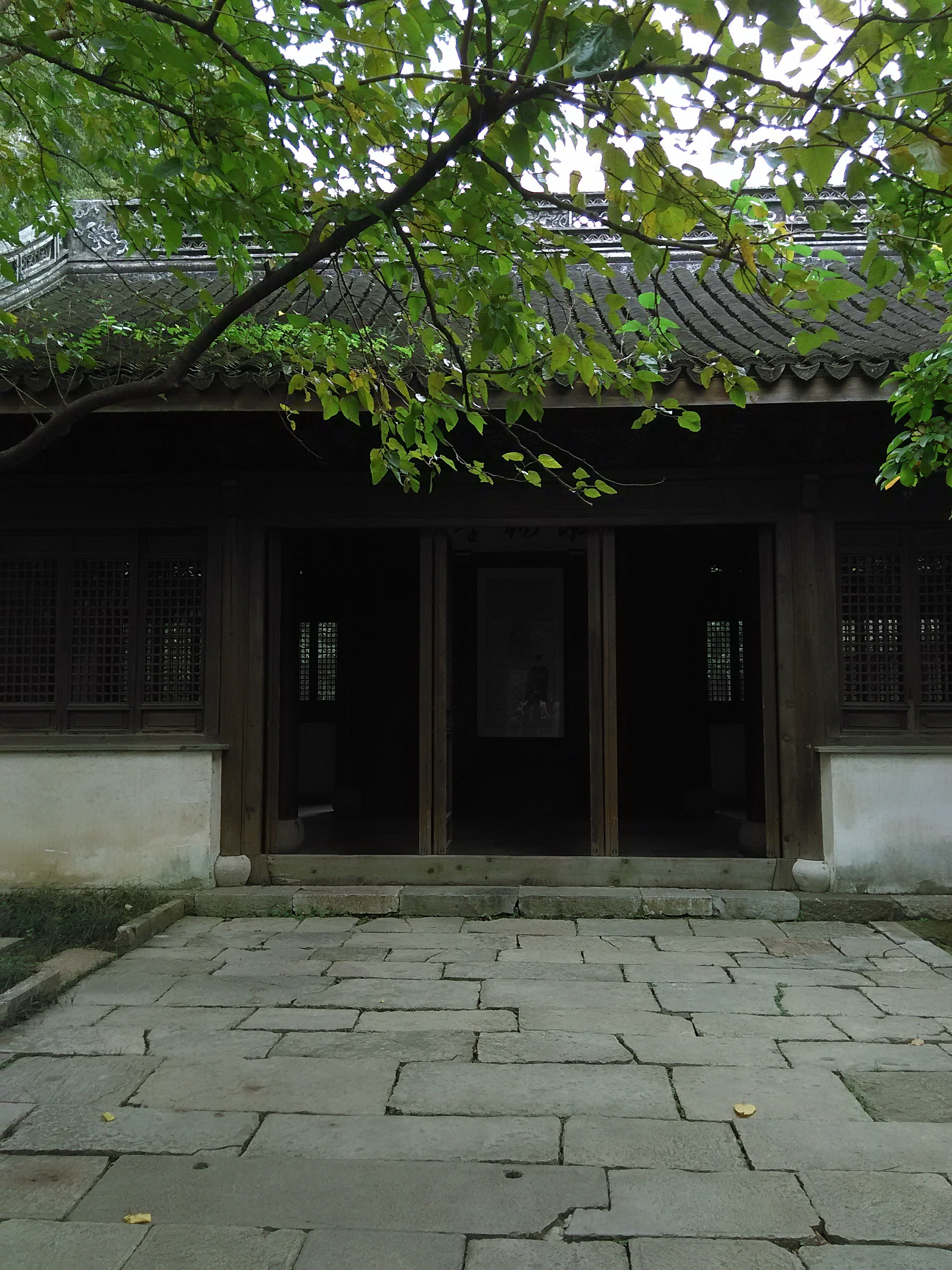 惠山寺庙雨秋堂
