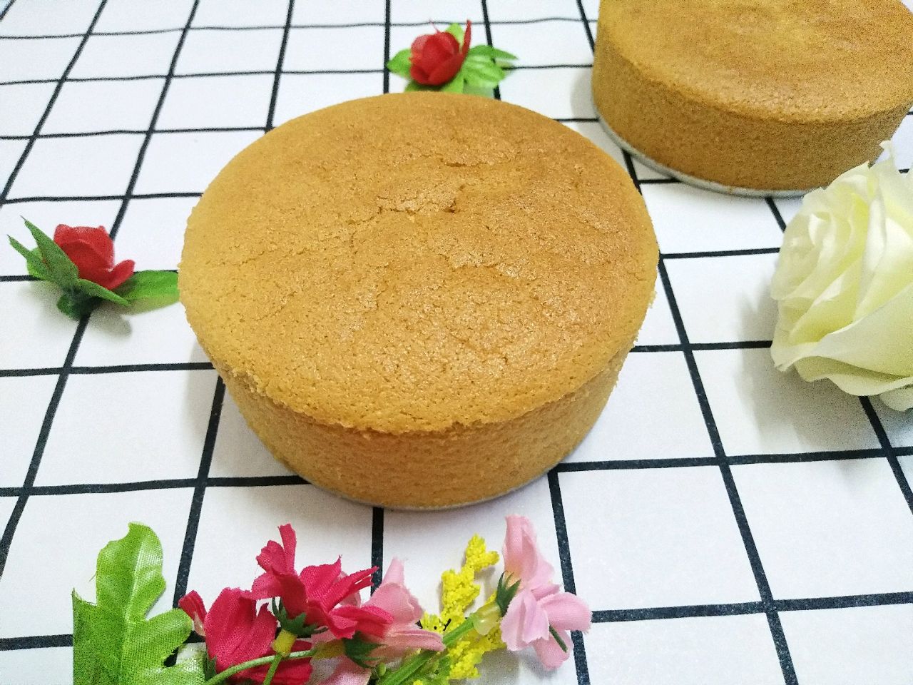 全蛋玉米面蛋糕