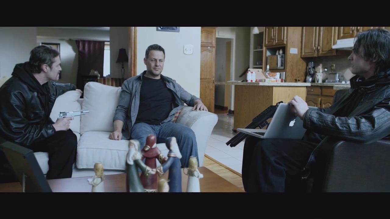 《终极目标》是vincent lecrocq执导,路易斯·曼迪拉和david kinsman