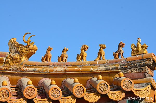 “五脊六兽”为何会登上中国传统建筑的屋脊成为中国建筑的特色？_百科TA说