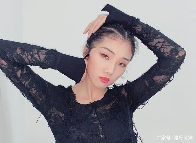 当Yamy曝光老板的丢脸录音时，各种明星纷纷发帖力挺_百科TA说