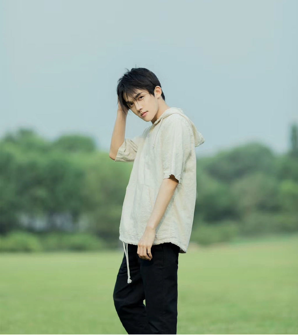 李柄熹,1995年9月