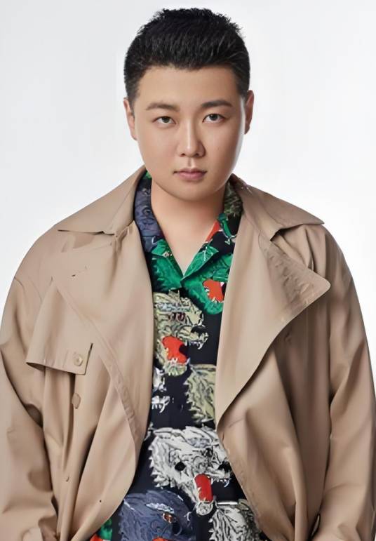 雨辰（中国内地男配音演员）_百度百科