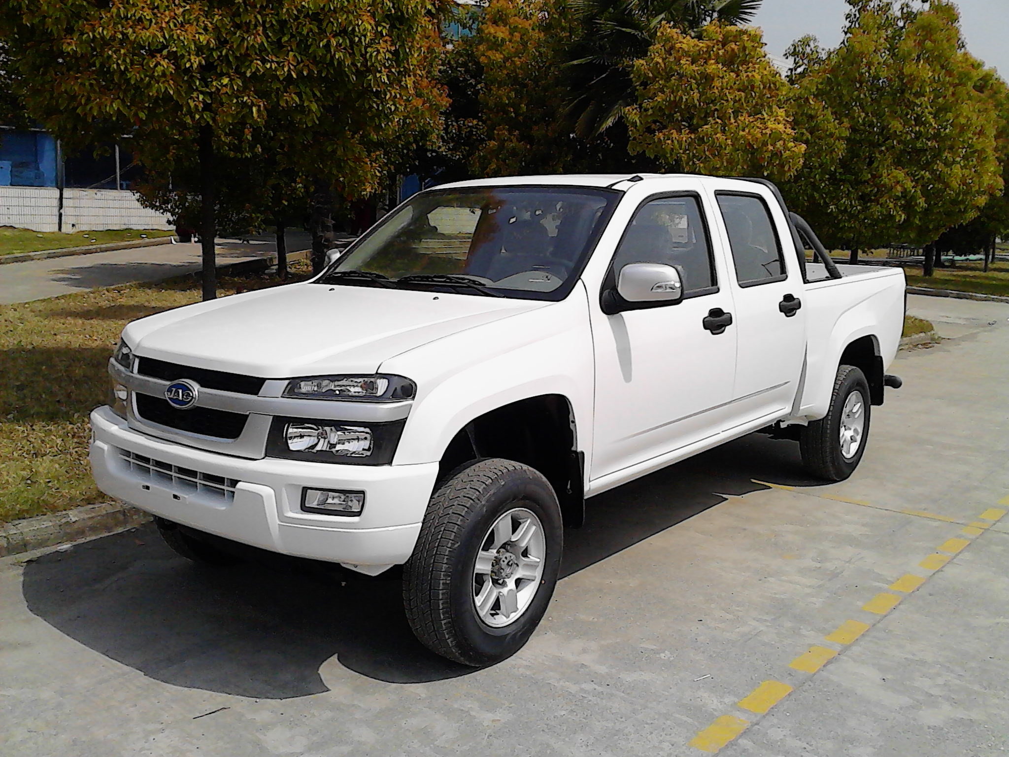 打造的江淮瑞铃,成为中国中高端皮卡品牌中综合性价比极高的一款产品