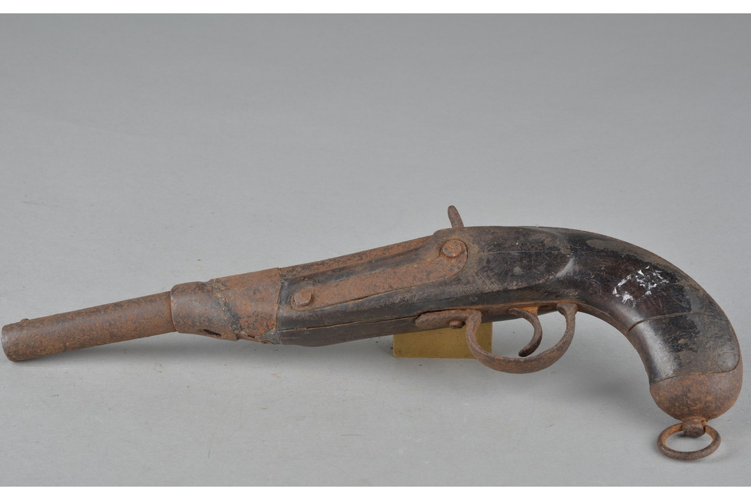 清末铁制洋手枪