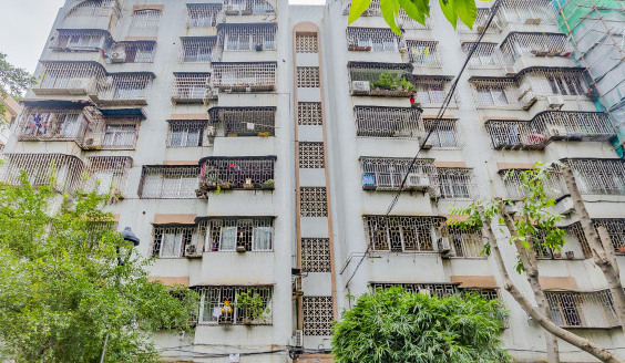 唐园,由佛山市石湾置地实业总公司建成,共计房屋480户,小区物业公司为