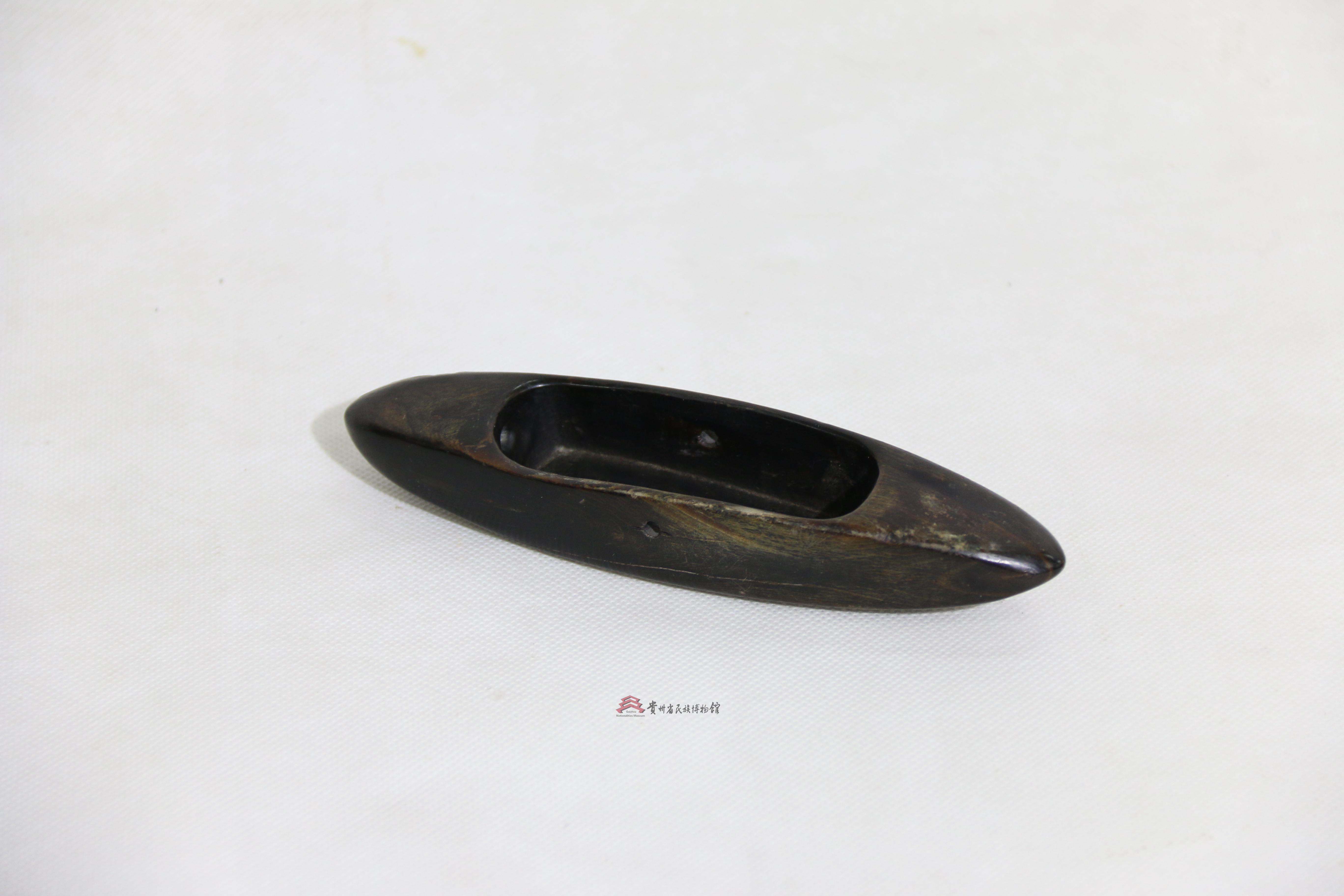 当代榕江牛角梭子