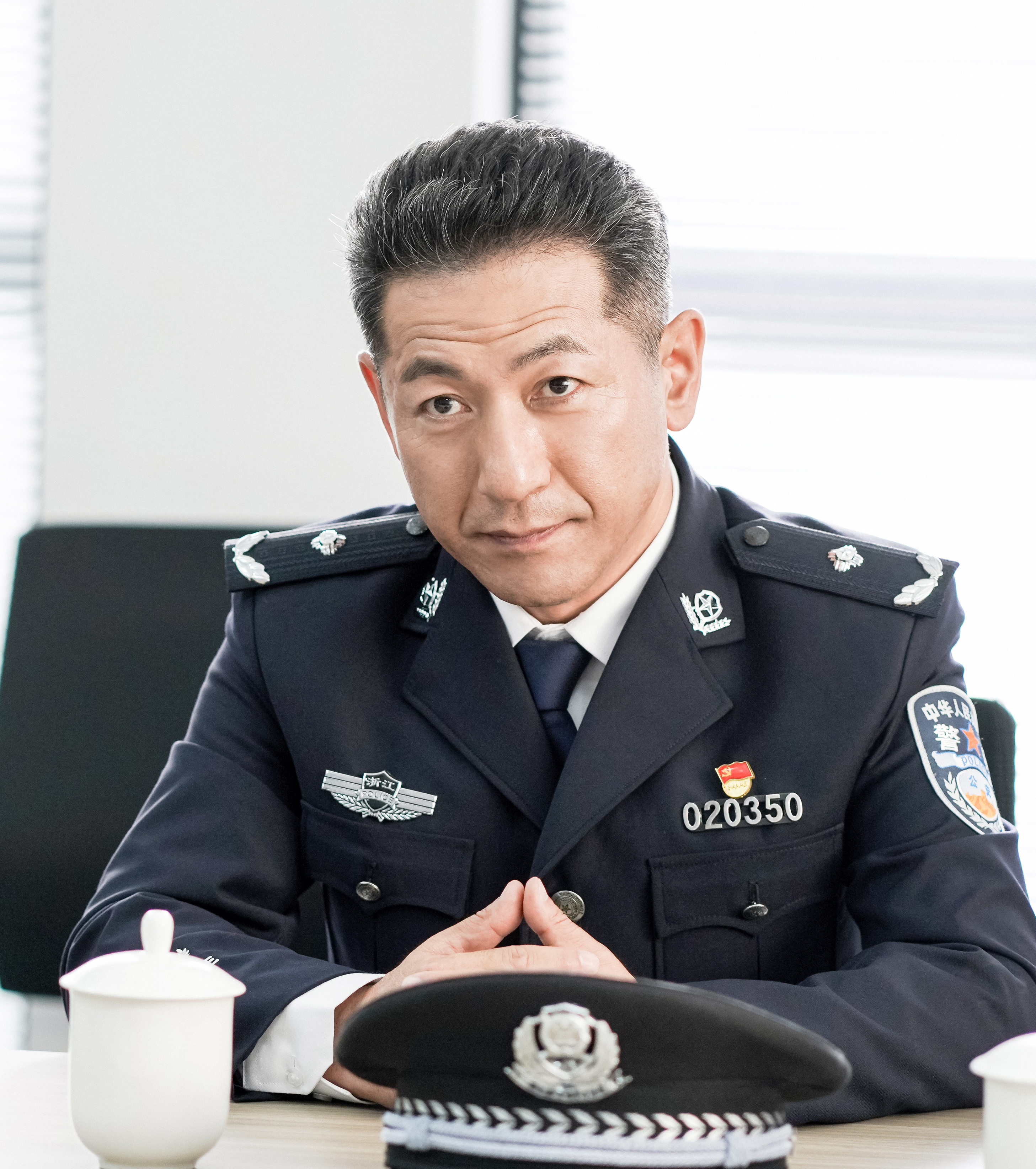  p>郭铁城,男,出生于1969年8月19日,演员,出演了许多农村题材的作品