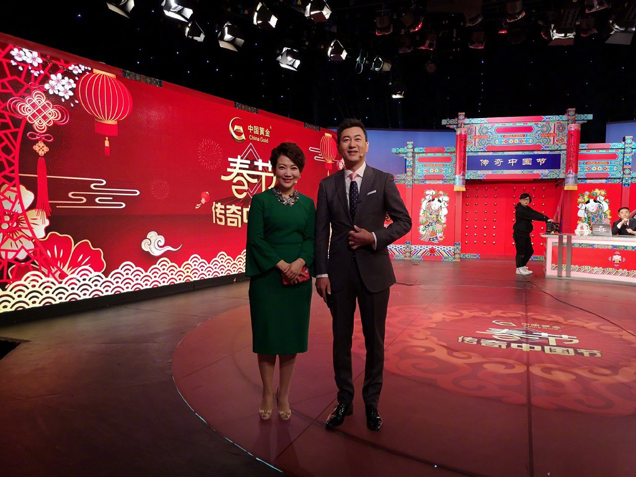 data-id="gnzzvr6qyi">鲁健,1972年10月4日出生于内蒙古自治区阿拉善