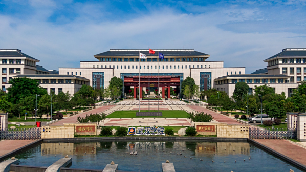 武汉学院东门