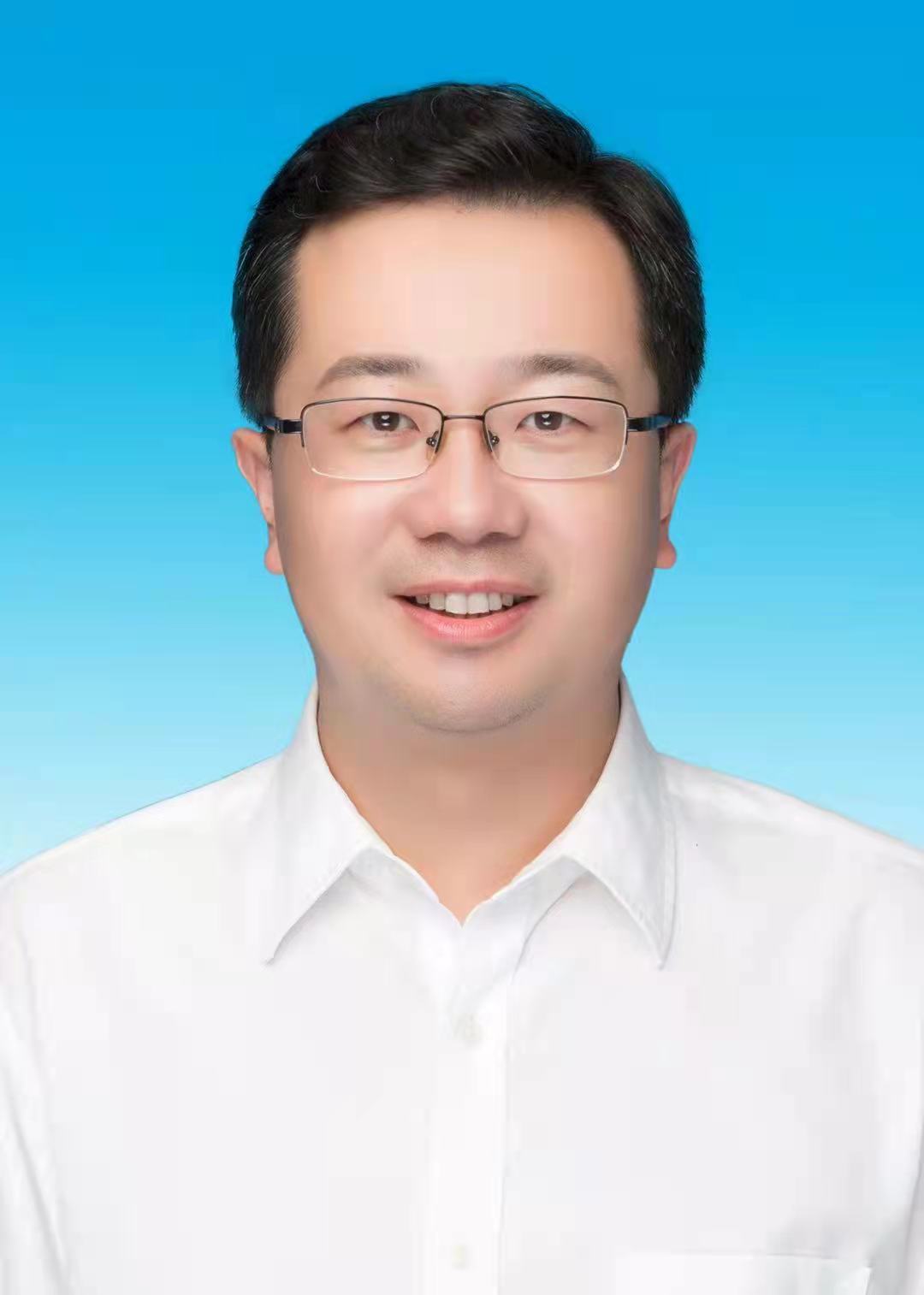 万述幼