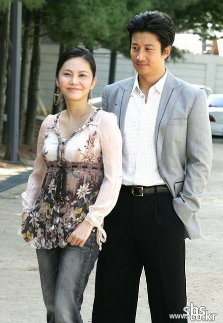 台">韩国sbs电视台 /a>于2006年02月04日播出的家庭剧,由郭英范导演, 