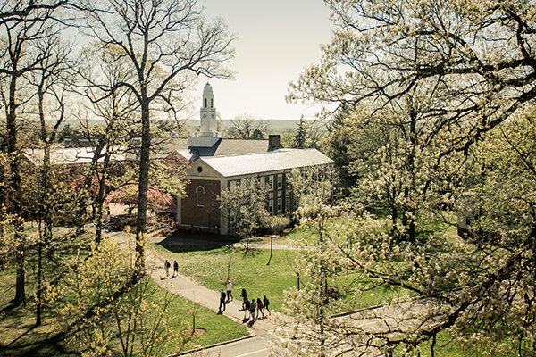  p>德鲁大学(英文名称:drew university)创办于1867年,位于美国新泽西