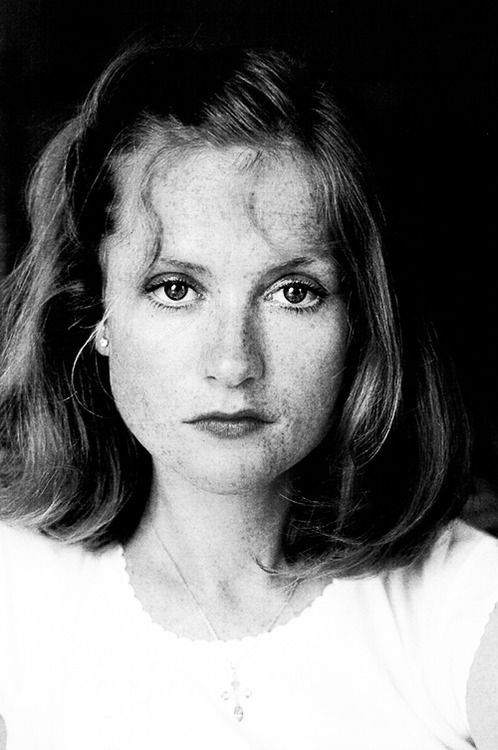  p>伊莎贝尔·于佩尔 i>(isabelle huppert ) /i>,1953年3月16日生于
