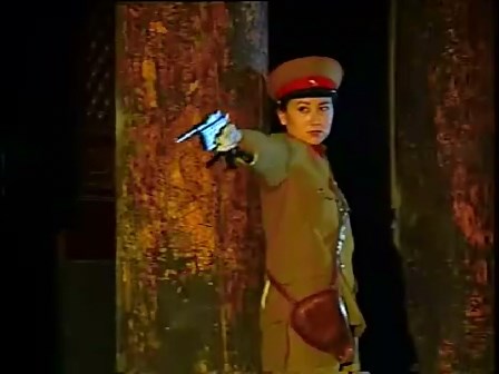  p>《喋血满洲》是由周炜,李瑞清导演,王菁华,李显刚,张志忠,薛中瑞