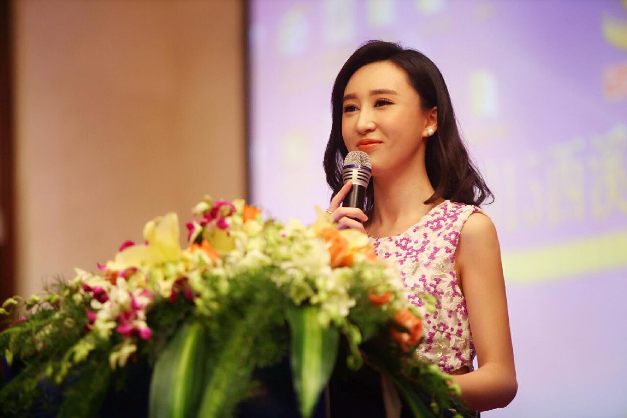  p data-id="go0to9dikz">李玮,女,山东青岛人,浙江广播电视集团主持