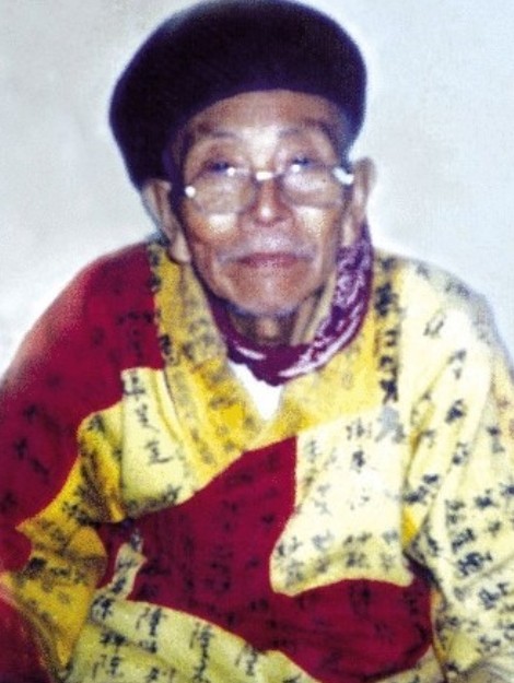  p>宏成法师生于1910年,俗名杨宏春,安徽无为人.