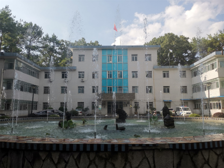 行政楼（同渊楼）智能喷水池