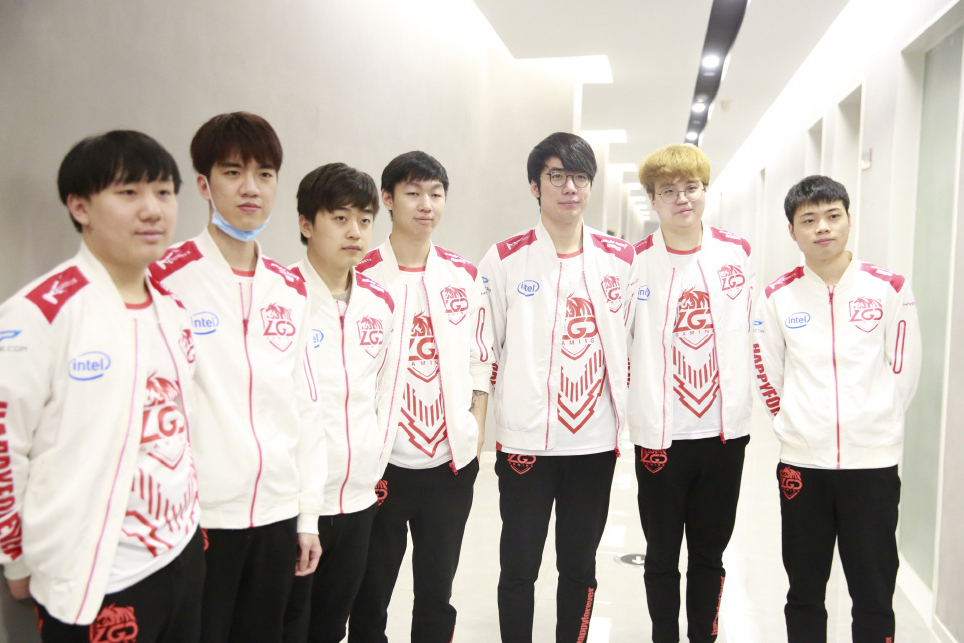  p data-id="gnbsjq3dug">向人杰,1996年11月7日,出生于湖南,原m3战队