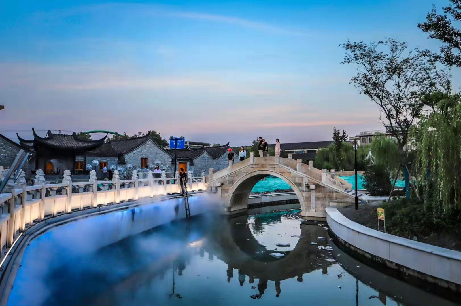  p>泽生红色文化探秘馆位于南通市唐闸古镇北市街高岸街8号. /p>