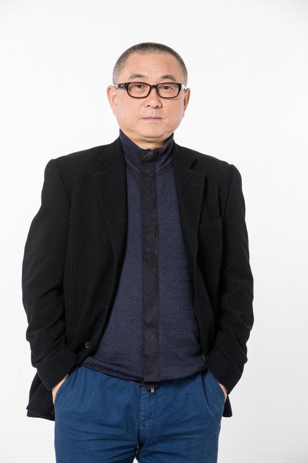 刘醒龙推新书《文学回忆录》：普通人最能击中我_百科TA说
