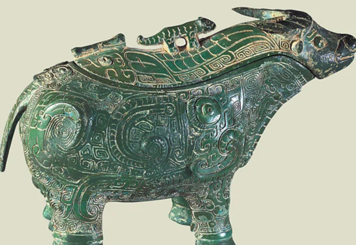 制作精美的青铜酒器_百科TA说