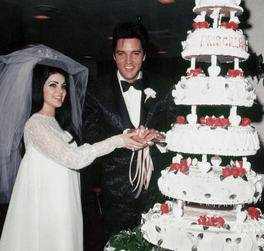 "猫王"前妻,代表作有《 a target="_blank" href="/item/白头神探