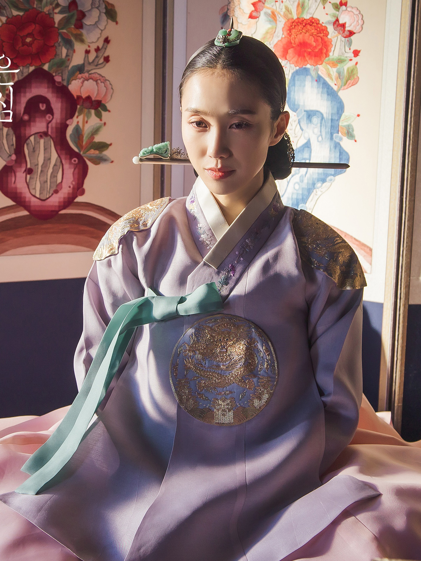 data-id="t7xaas5st55p">崔佳妍,女,韩剧《红丹心》中的角色,由演员朴