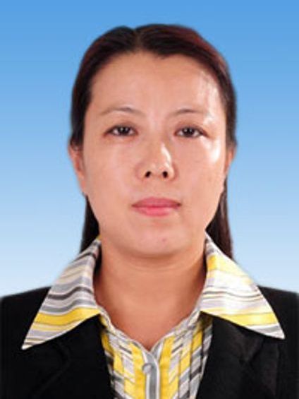  p data-id="gnb4aogh0z">王凤华,女,汉族,1969年8月出生.大学学历.