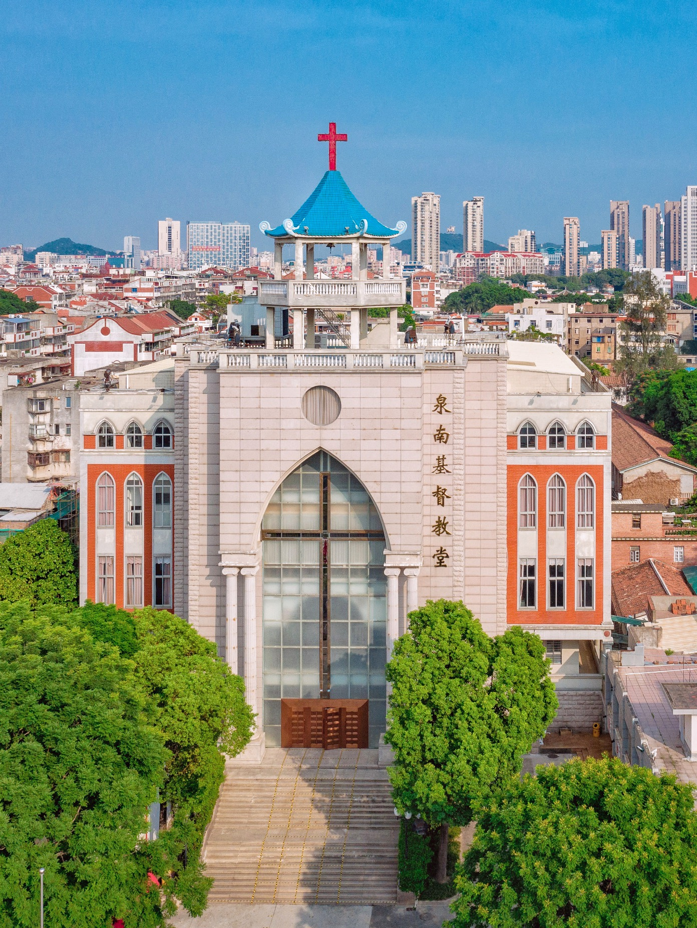  p>基督教泉南堂位于 a target="_blank" href="/item/泉州">泉州 /a>