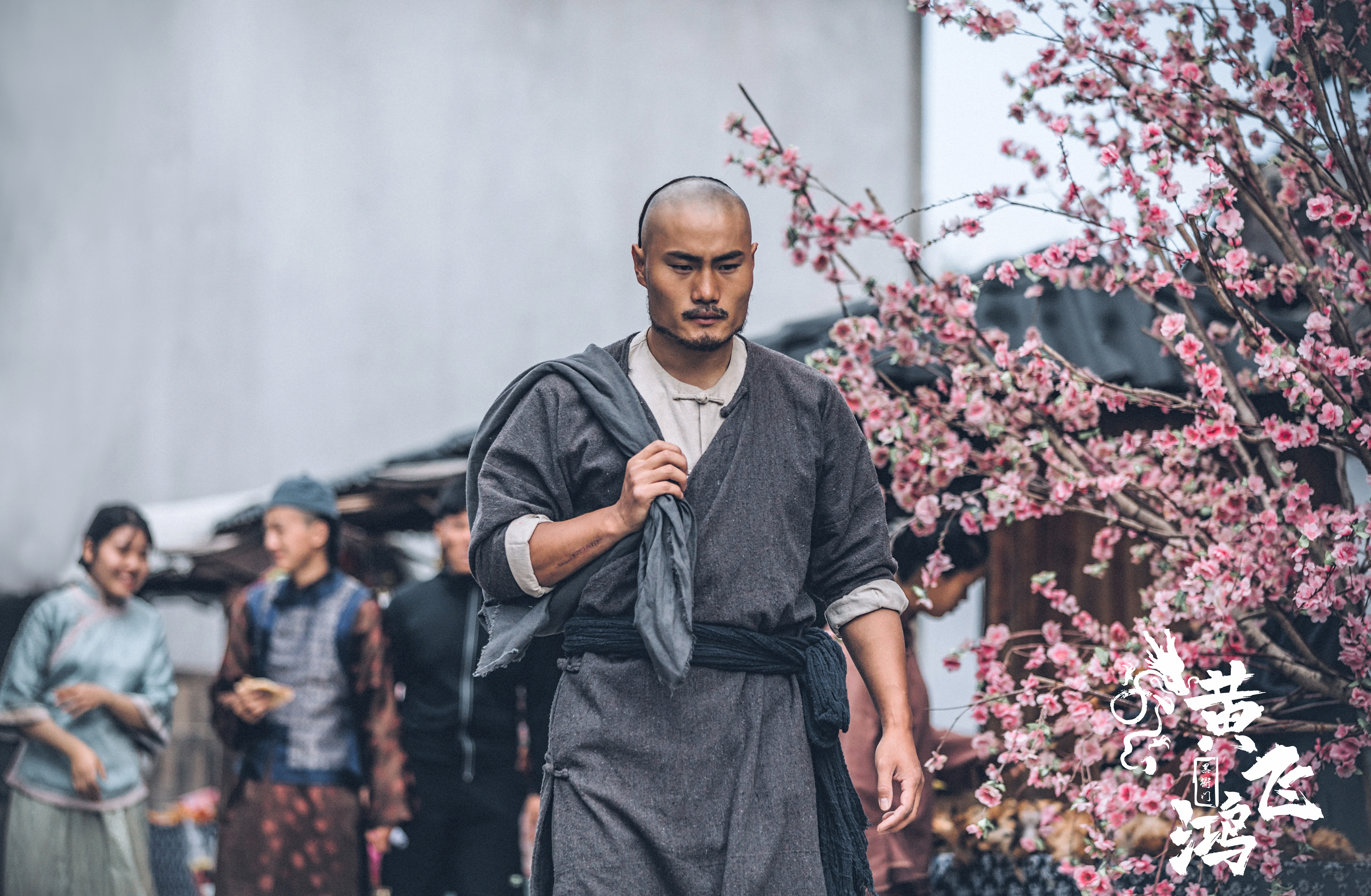 搏击运动员,荣获 a target="_blank" href="/item/峨眉传奇/18792872"