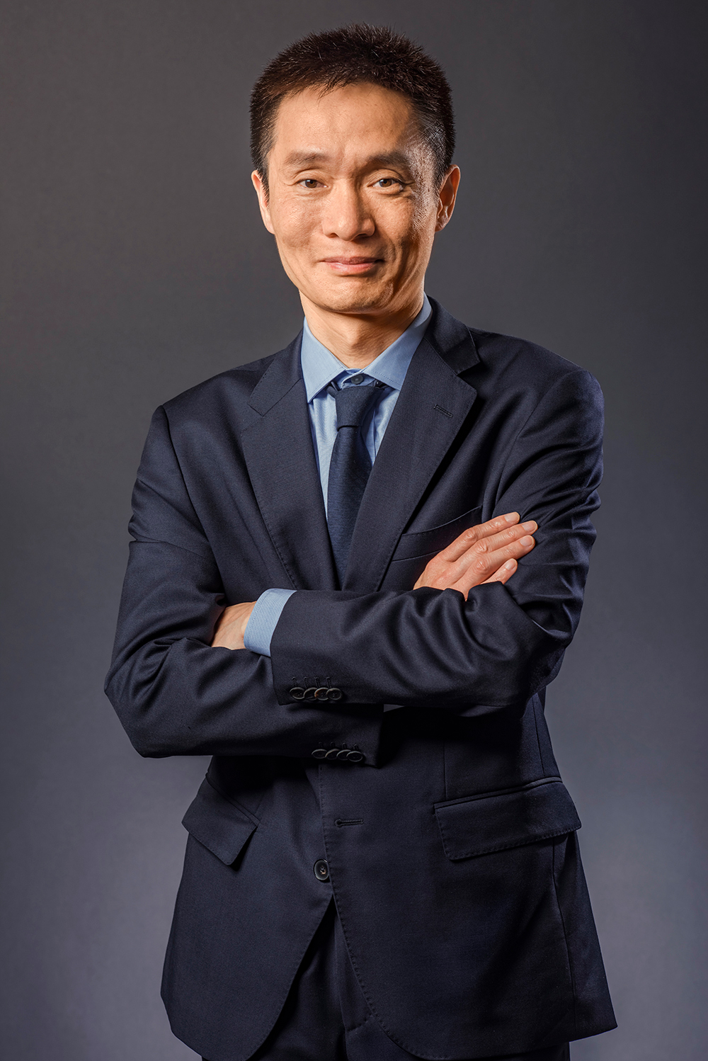 he),1972年出生于 a target="_blank" href="/item/贵州省/20475641"