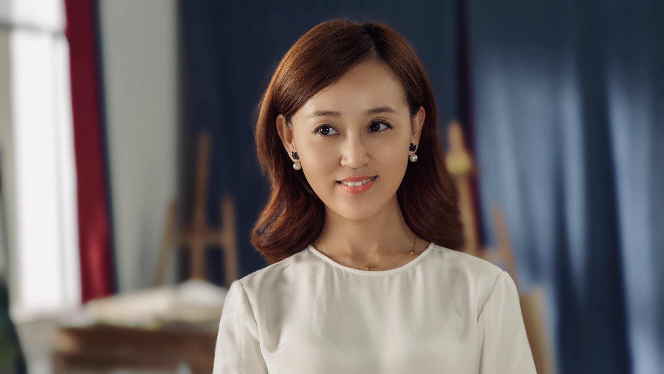  p>闫子墨(原名:闫婕),出生于陕西省,毕业于 a target="_blank" href=