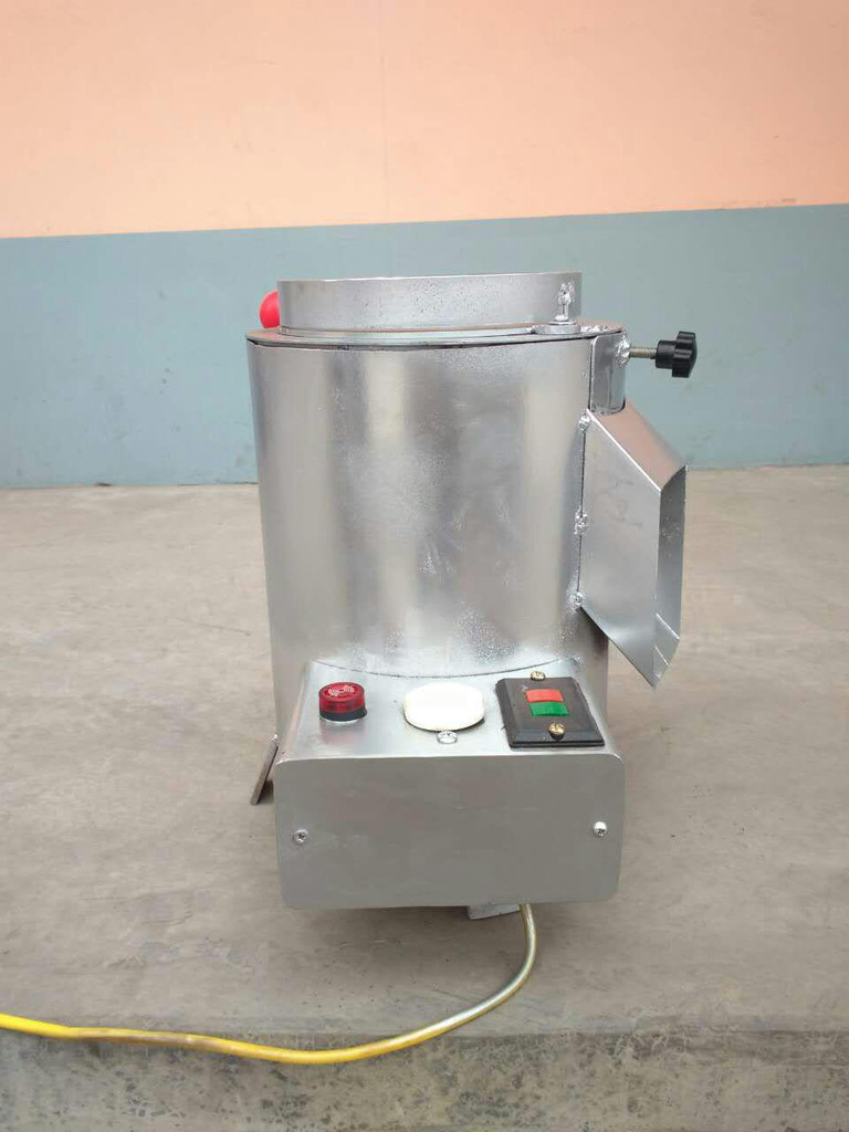  p>板栗去壳机解决了传统手工剥壳时沉重的劳动强度和生产效率低下的