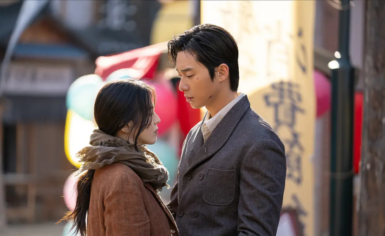 《京城怪物》剧照