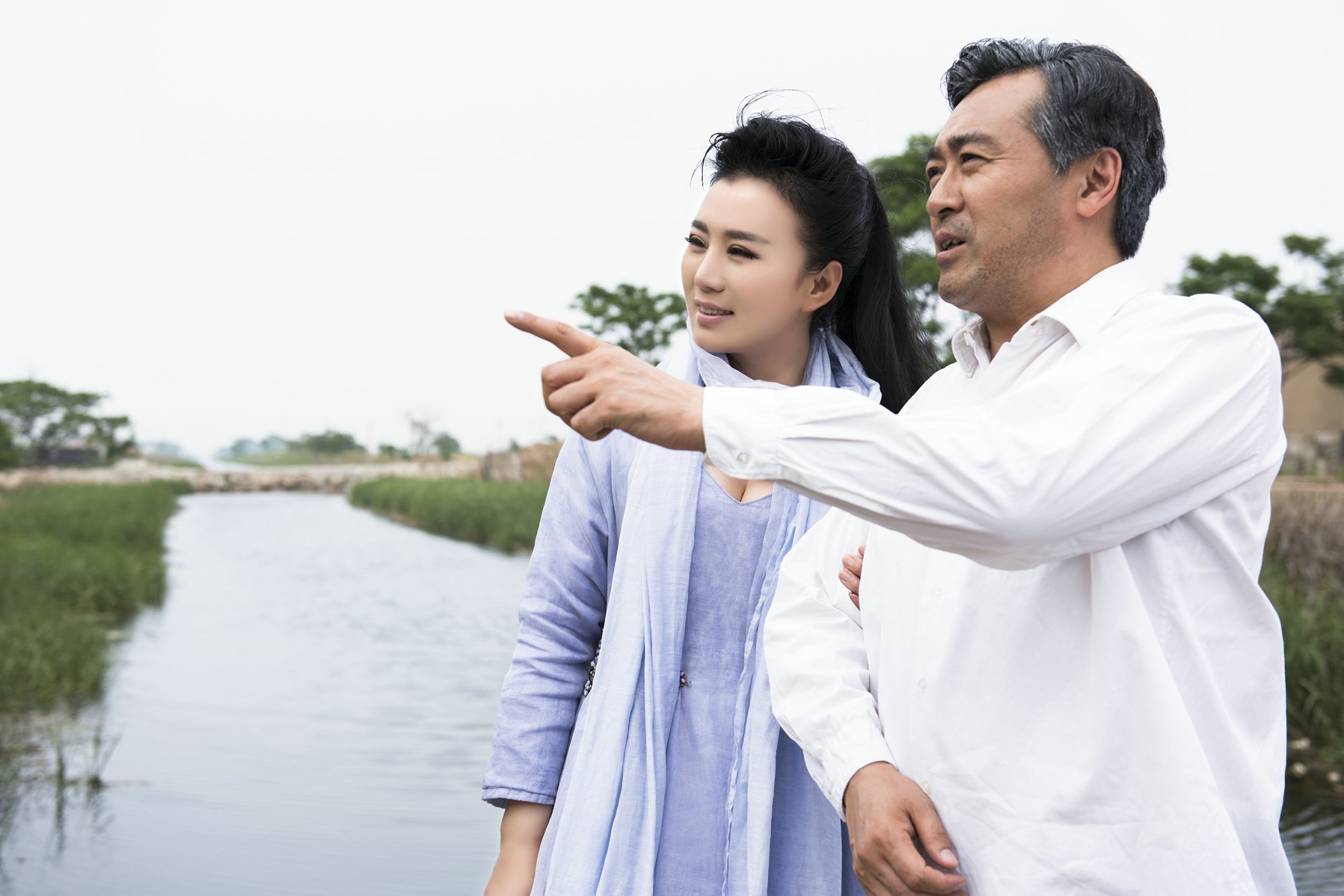  p>刘子琪,中共党员,著名军旅歌唱家, a target="_blank" href="/item