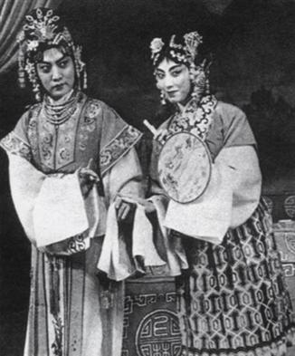 ="75719">京剧 /a>艺术大师,四小名旦之一的张君秋创立的京剧青衣流派