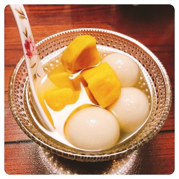  p>番薯汤圆糖水,是由番薯,汤圆制作的美食. /p>