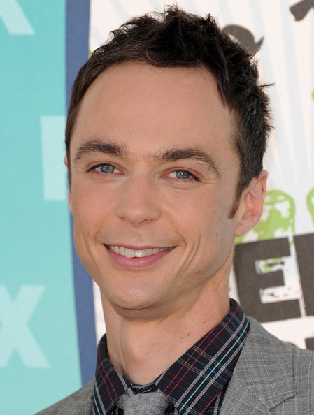  p>吉姆·帕森斯(jim parsons),1973年3月24日出生于美国得克萨斯州