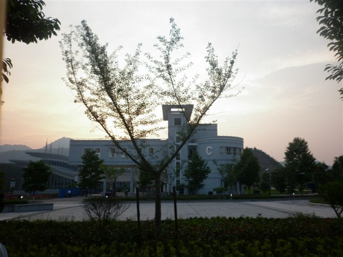浙江泰顺中学