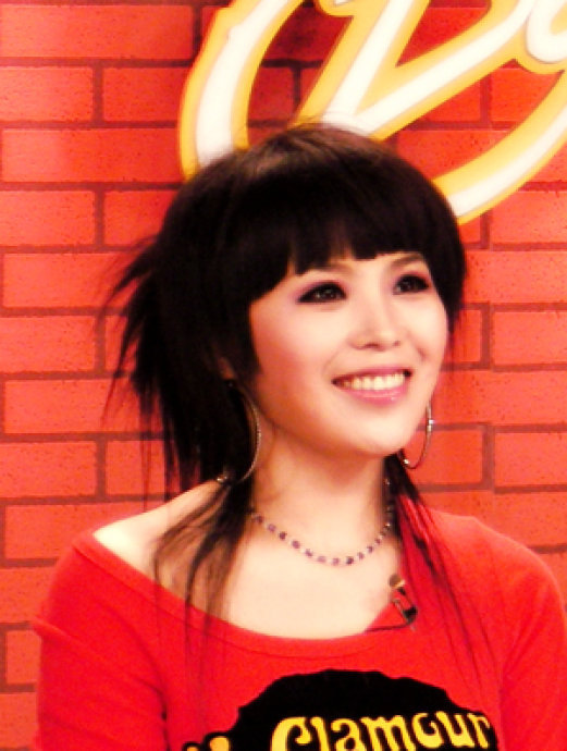  p data-id="gnbqfsxdf8">于童,80后电视节目 a