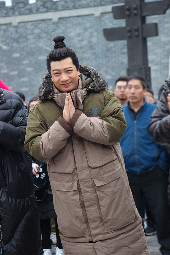  p>《庆余年》是由 a target="_blank" href="/item/孙皓/3524835"