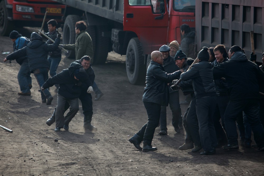 《警察日记》是内蒙古鄂尔多斯市打造的英模电影,由女导演宁瀛执导,男