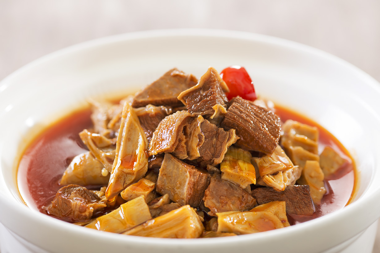 湘菜干锅笋干炖牛肉怎么做视频,湘菜干锅笋干炖牛肉怎么做视频讲解