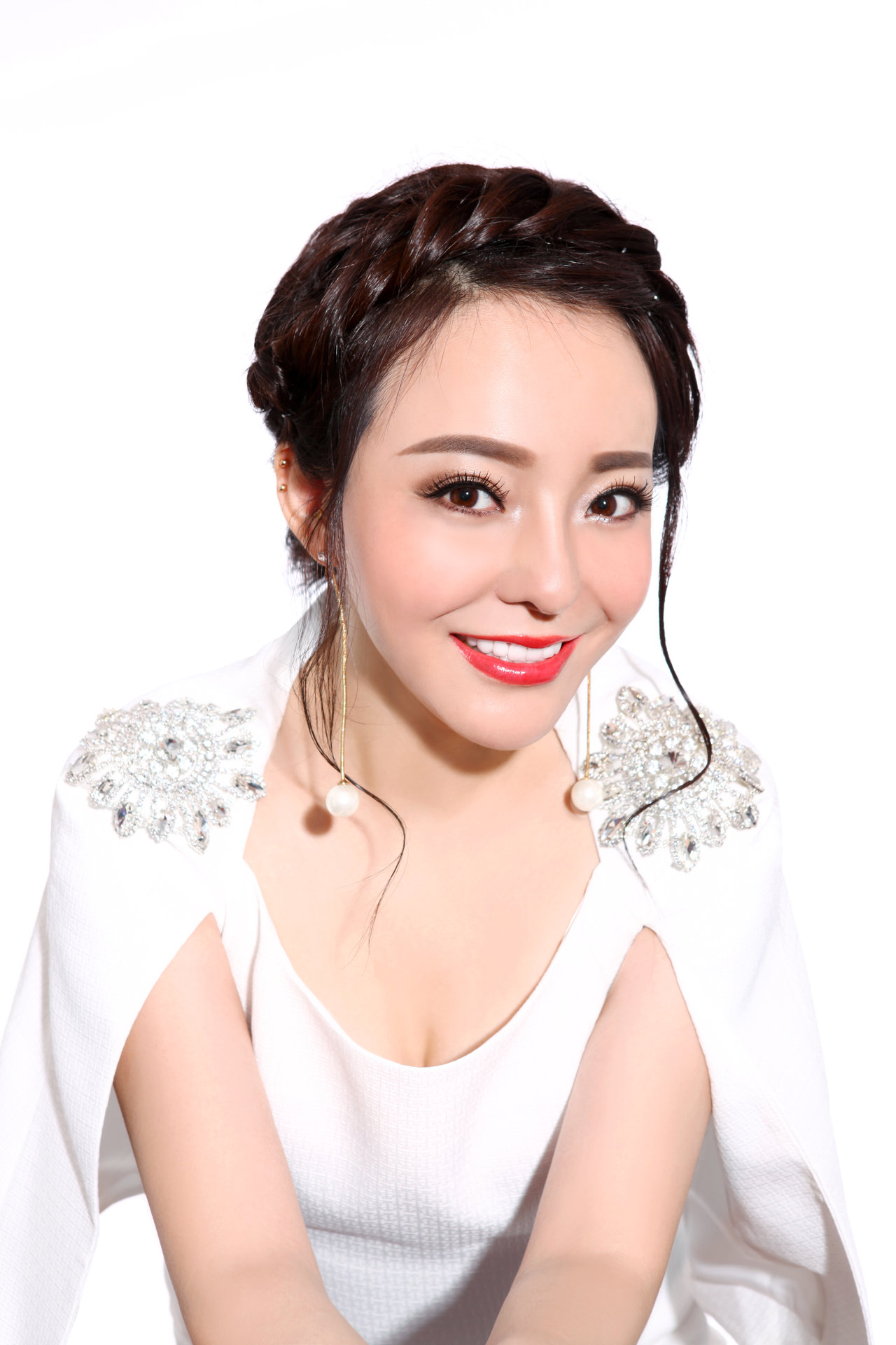  p data-id="gn9b1vzvmg">王柯心,内地流行女歌手,出生于黑龙江.