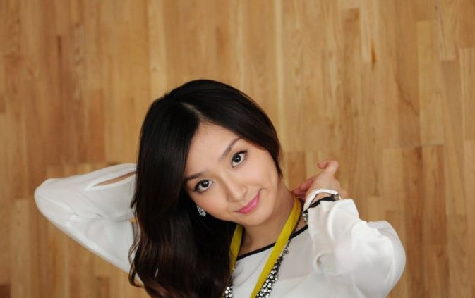  p>《宝贝妈妈宝贝女》是由 a target="_blank" href="/item/沈怡